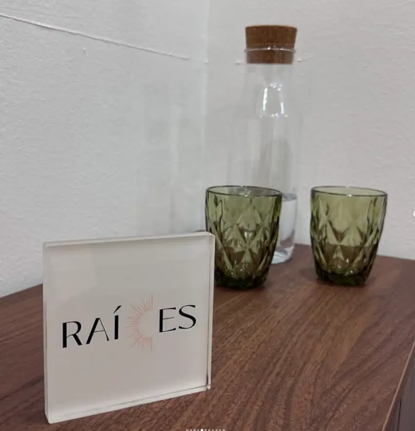 Recepción del centro Raíces Terapias